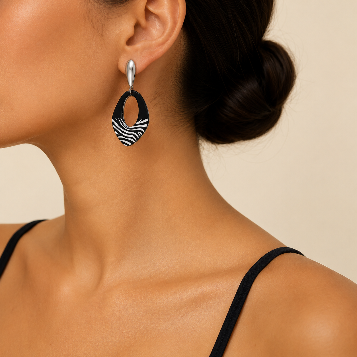 Boucle d'oreille Zèbre Pendante