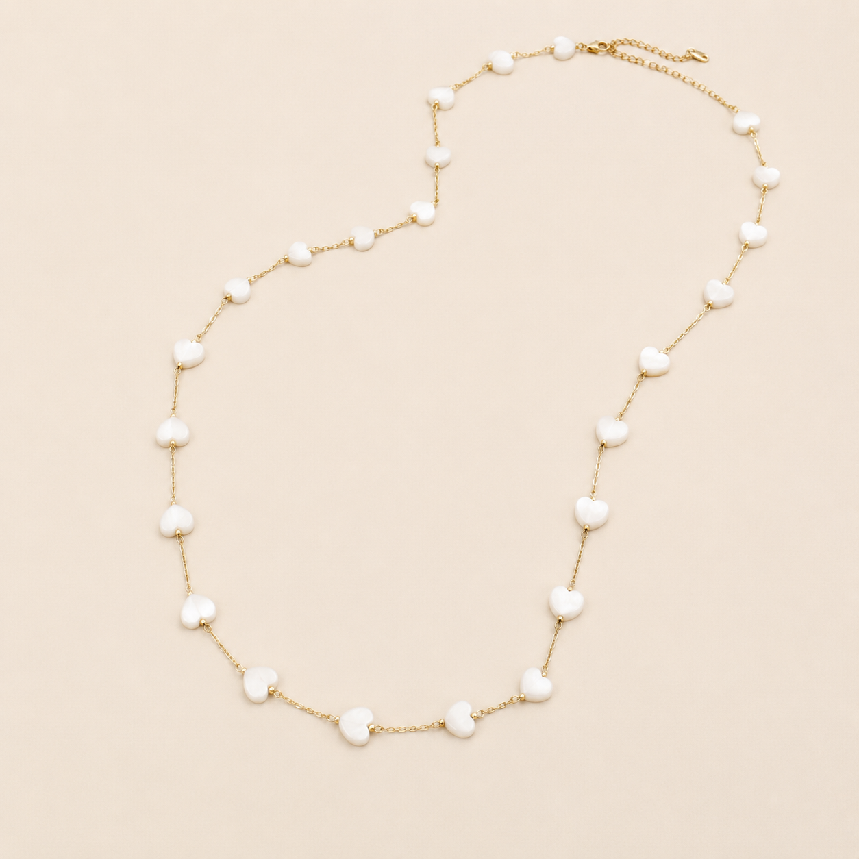 Collier Cœurs Blancs